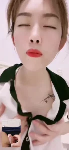 【雨哥原创】骚逼用她的粉逼视频勾引我撸鸡吧